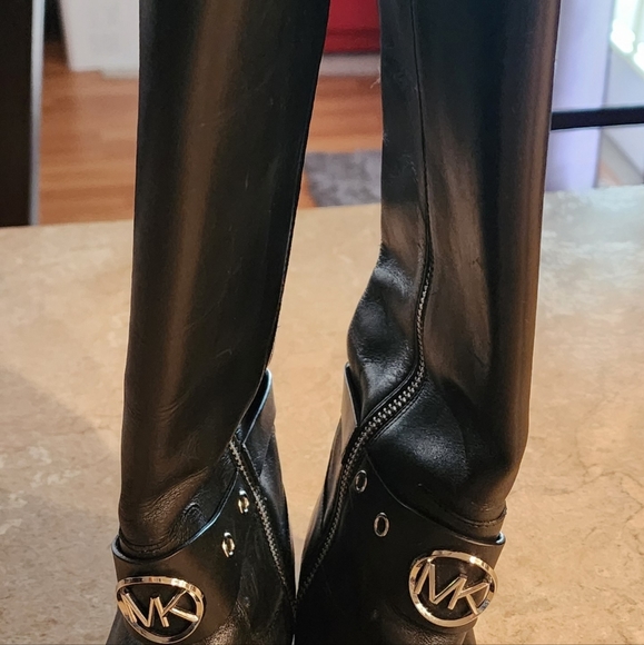 Michael Kors black zip up boots . Black Size  6 - Picture 1 of 12